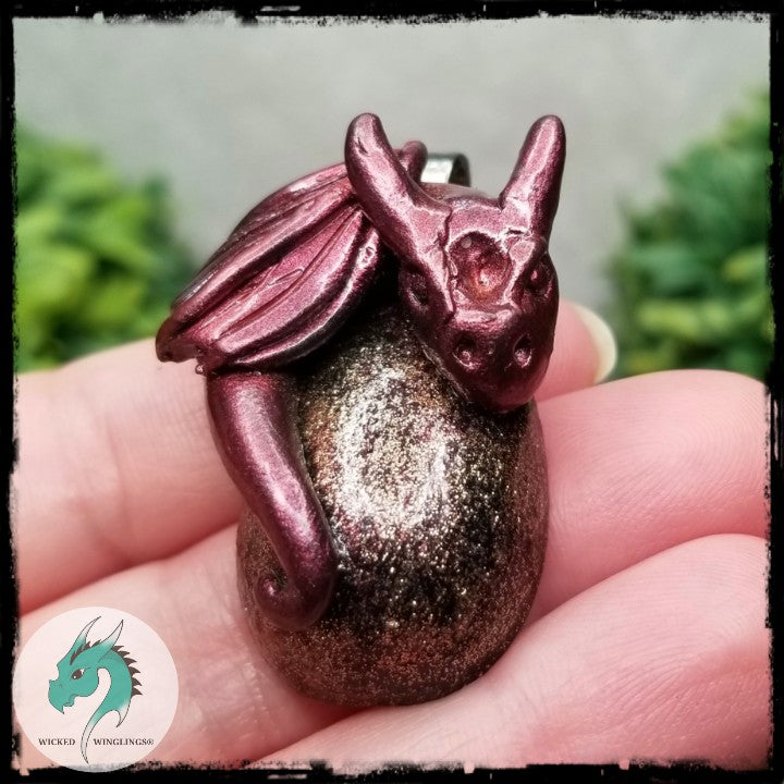 Ruvor Hand Sculpted Dragon And Egg Ornament