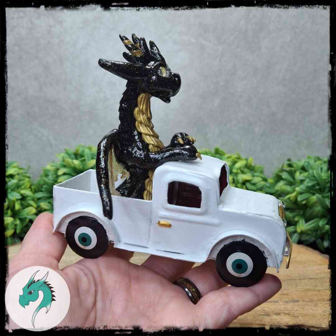 Eksiset - Original Hand Sculpted Dragon In Truck