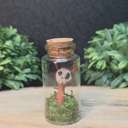 Skullee-Wagz™ #146 ~ Skull Face Glows In Dark