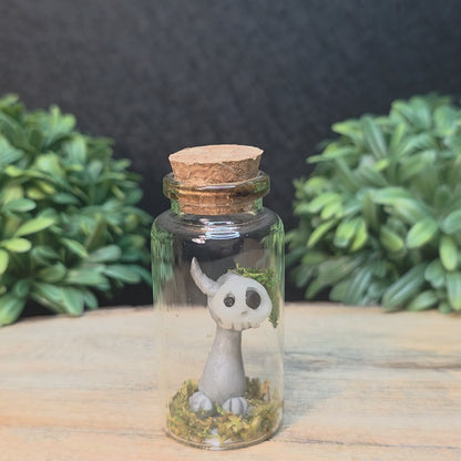 Skullee-Wagz™ #189 ~ Skull Face Glows In Dark