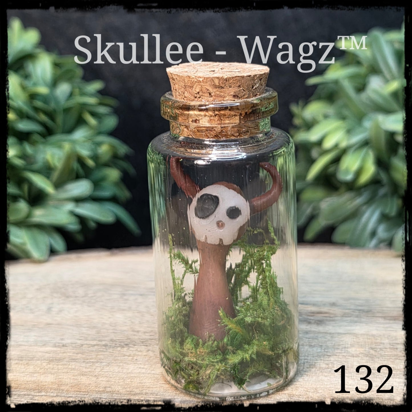 Skullee-Wagz™ #132 ~ Skull Face Glows In Dark