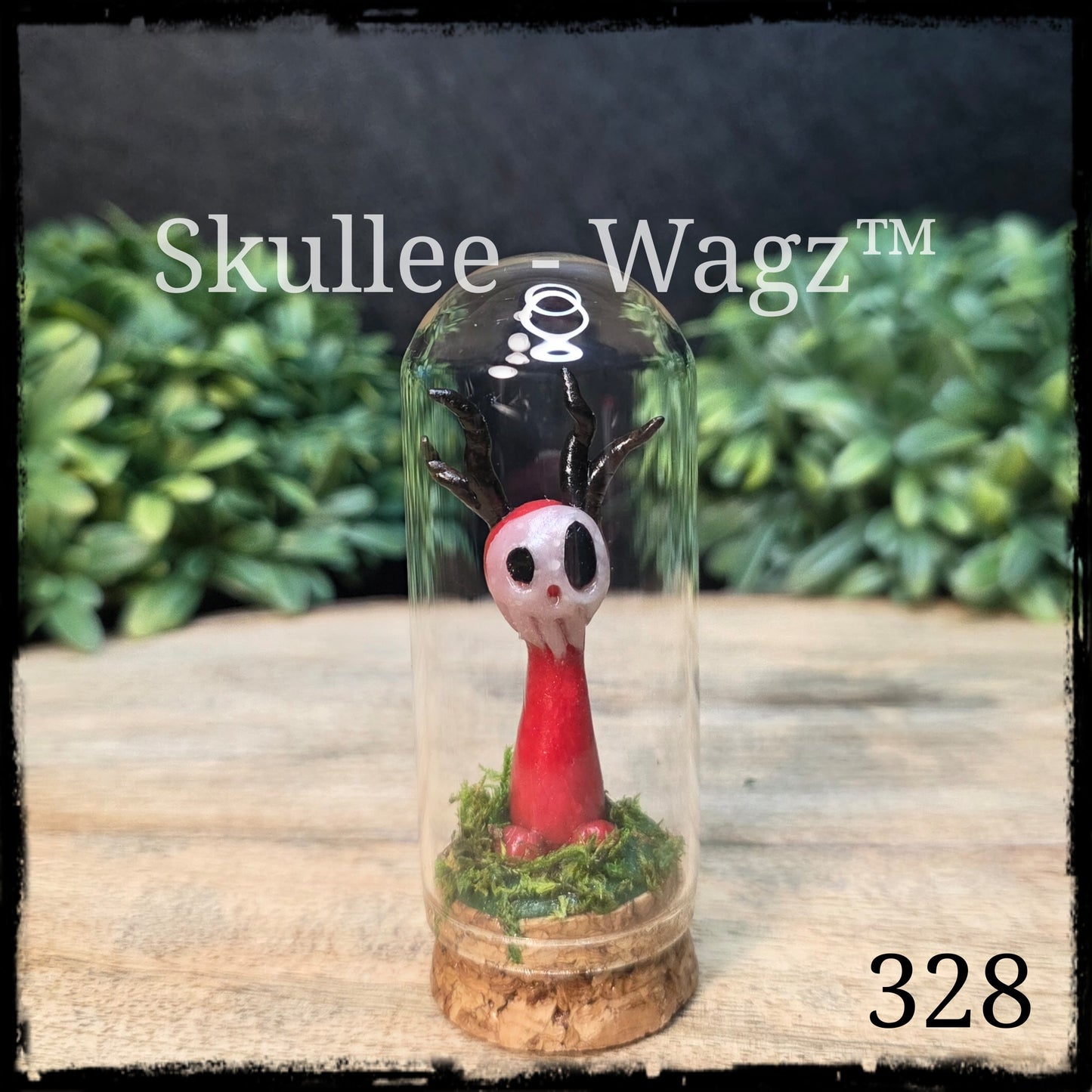 Skullee-Wagz™ #328 ~ Skull Face Glows In Dark