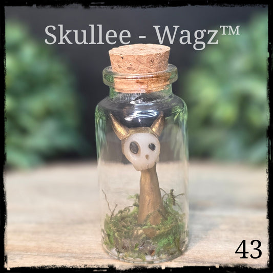 Skullee-Wagz™ #43 ~ Skull Face Glows In Dark