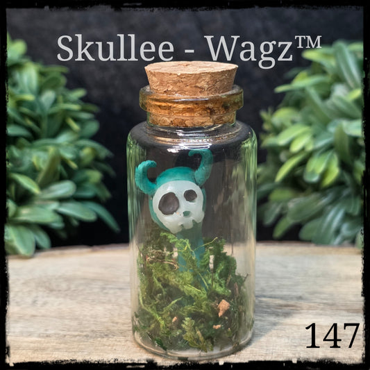 Skullee-Wagz™ #147 ~ Skull Face Glows In Dark
