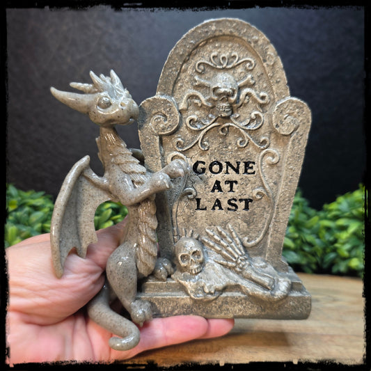 Xzarone - Original Hand Sculpted Dragon on Tombstone