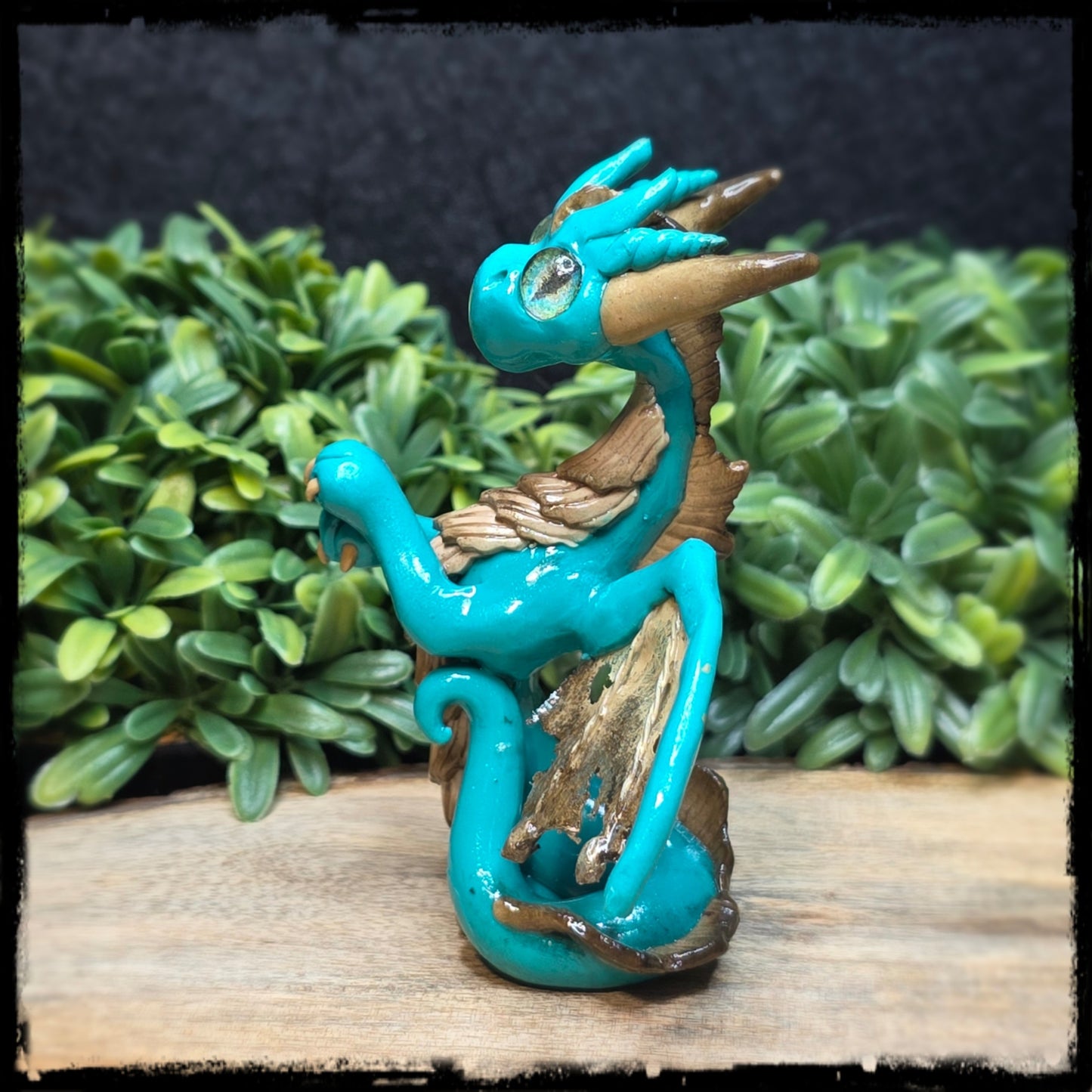 Vetroni - Original Hand Sculpted Dragon