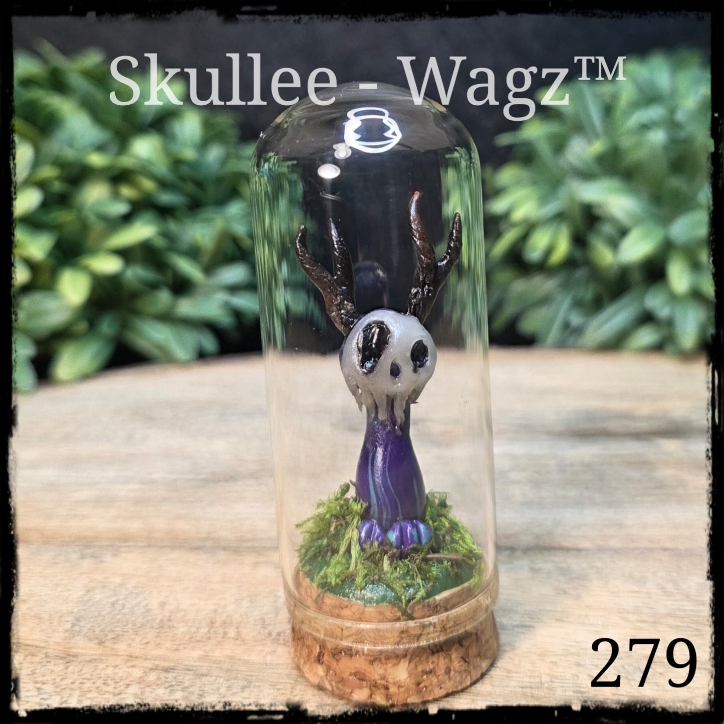 Skullee-Wagz™ #279 ~ Skull Face Glows In Dark