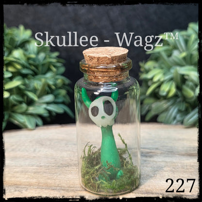 Skullee-Wagz™ #227 ~ Skull Face Glows In Dark