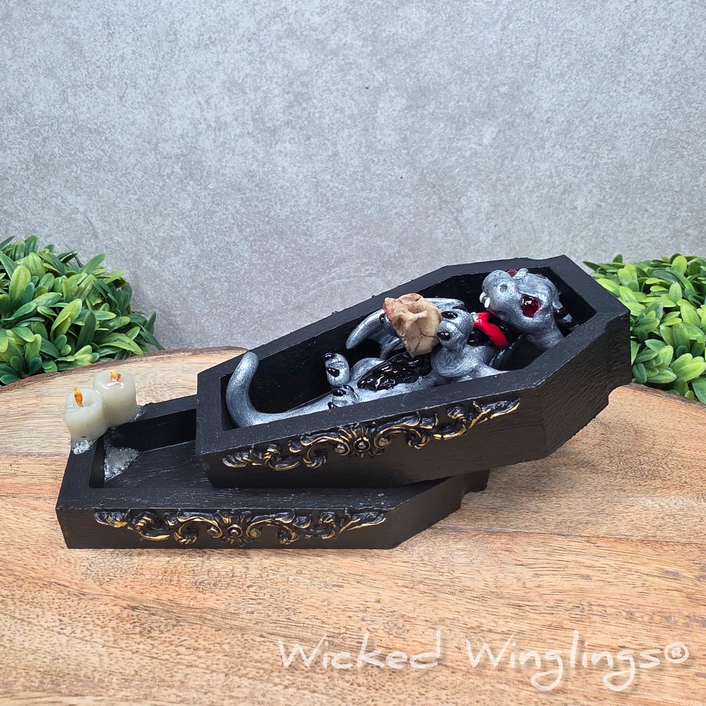 Raagor - Original Hand Sculpted Minling Dragon Holding a Skull in a Coffin