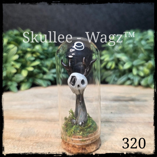 Skullee-Wagz™ #320 ~ Skull Face Glows In Dark
