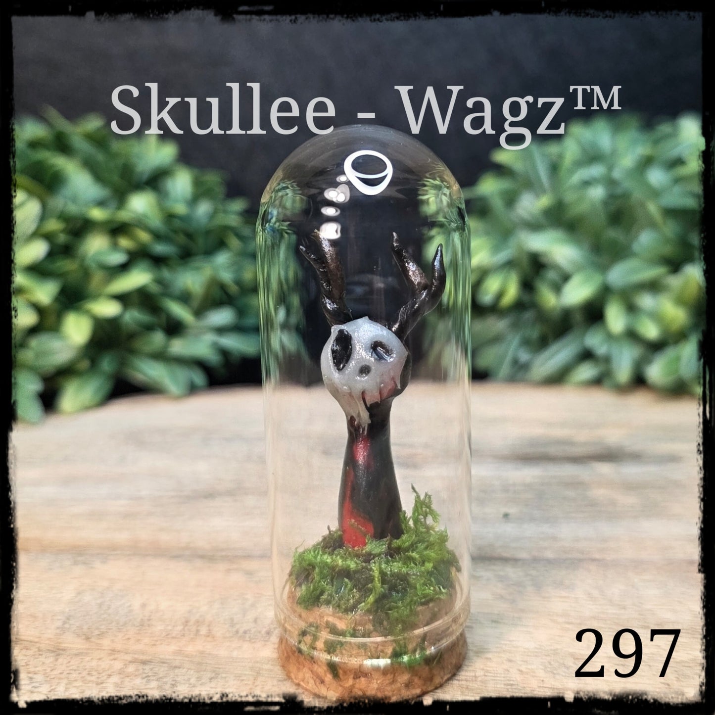 Skullee-Wagz™ #297 ~ Skull Face Glows In Dark
